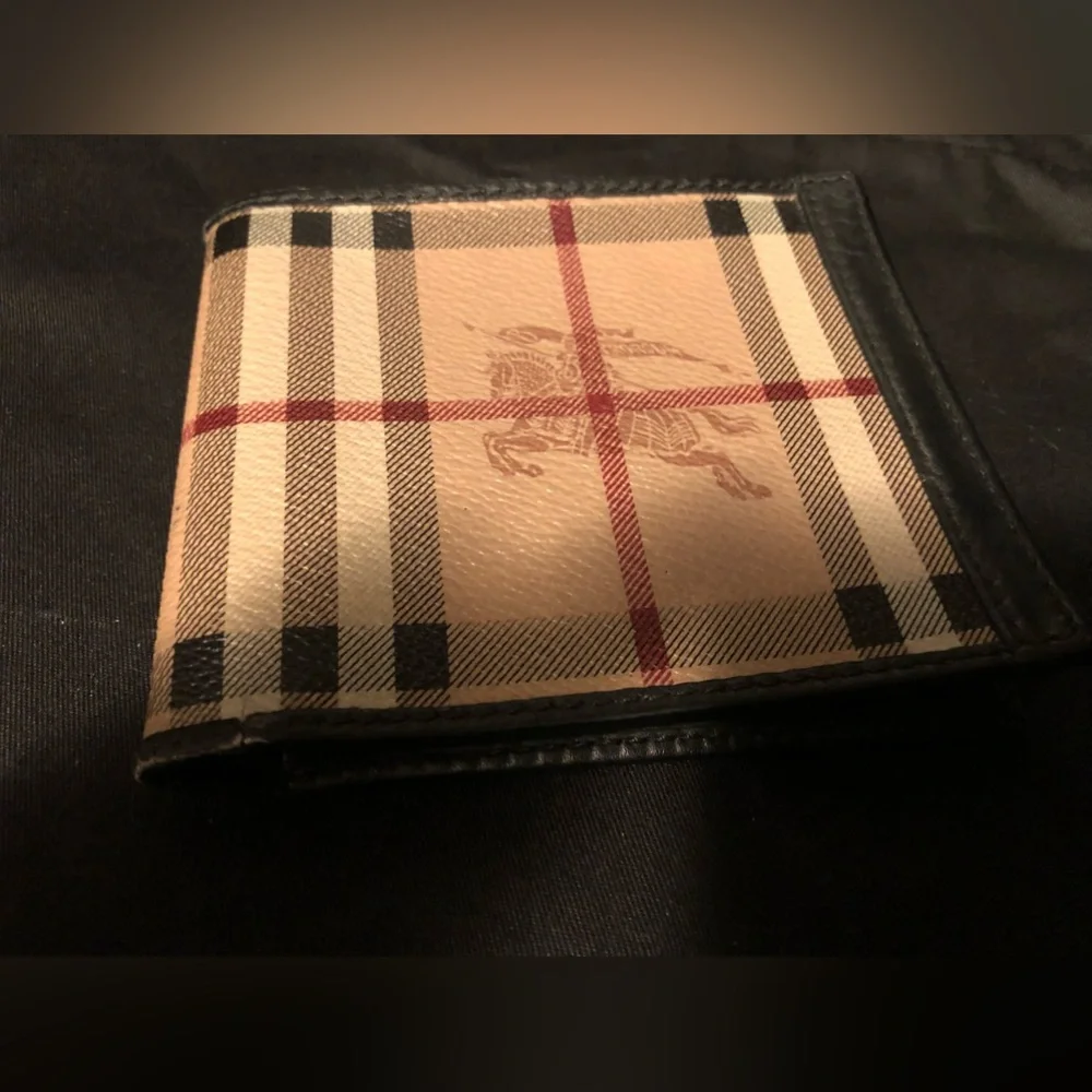 Auth Used Men’s Burberry check Nova Wallet Black - Picture 1 of 11